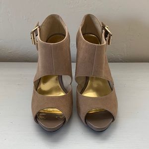 Nine West NW7 The Ocean Beige peep toe heels